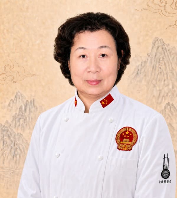 翟凤英
